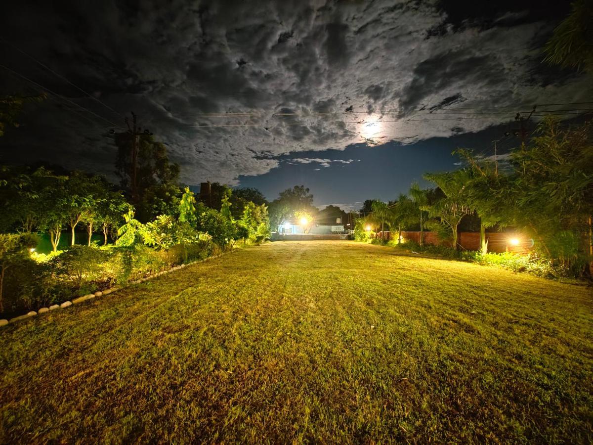 Wanderlust Corbett Resort Garjia Buitenkant foto
