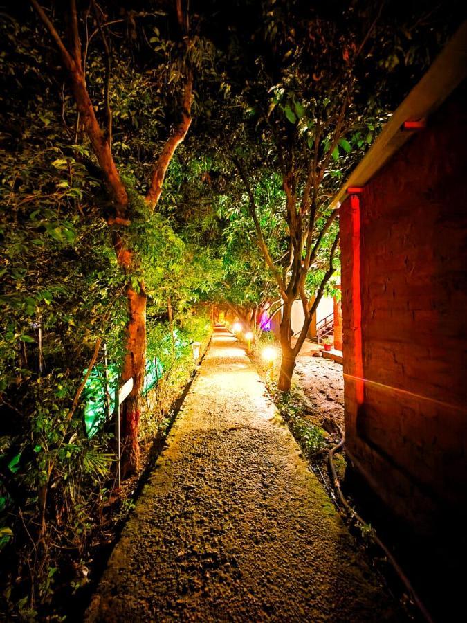 Wanderlust Corbett Resort Garjia Buitenkant foto